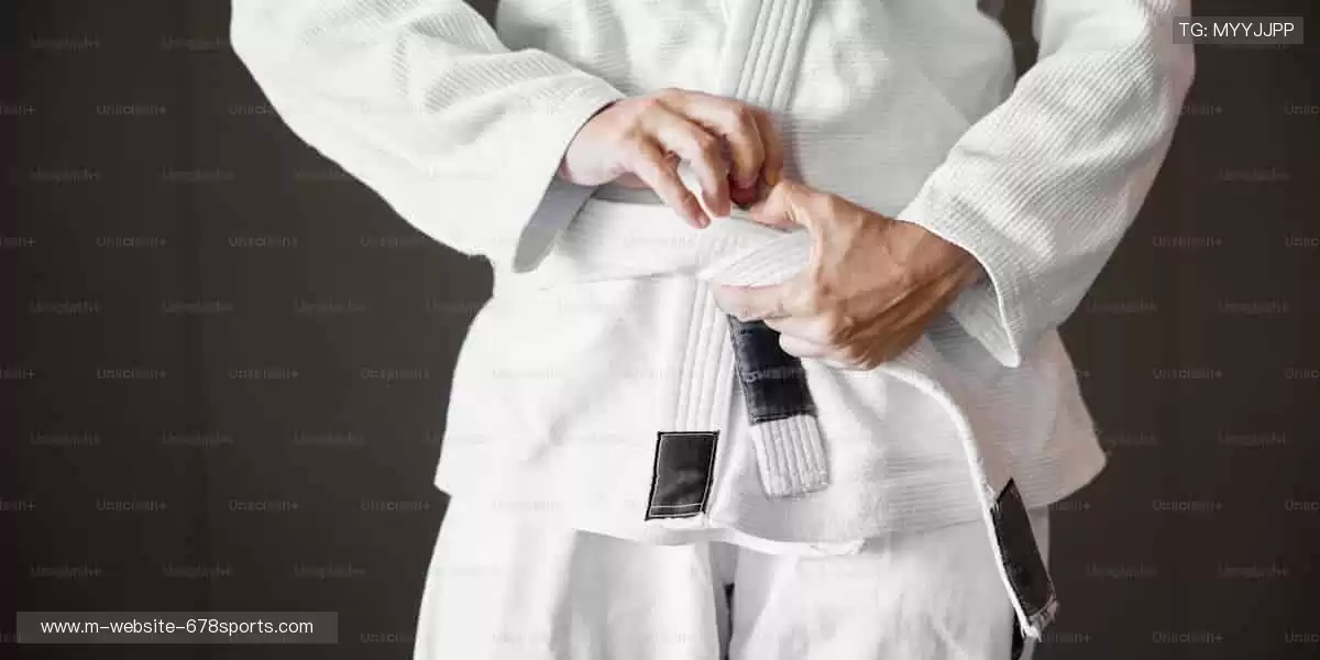 🎮装备即战力,周边藏热爱!让你的热爱从赛场延伸到生活!